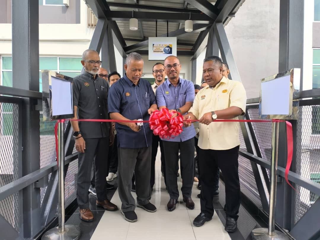 Majlis Penyerahan Projek Pembangunan Fasa 2 Hotel Wakaf Taiping